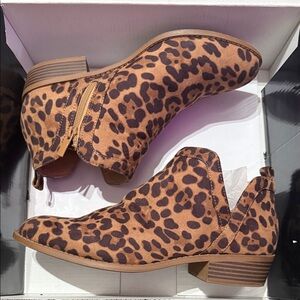 Stylish Leopard Print Ankle Booties Wide Width